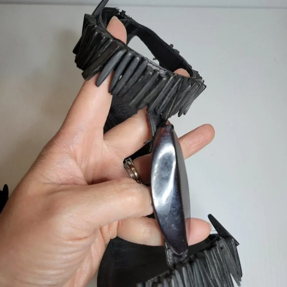 ❤️ 3 for $35 Hugo Boss fringe wood stiletto sandals high heels size 37 - Picture 11 of 13